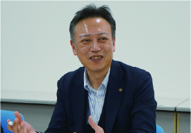 小川 誠氏